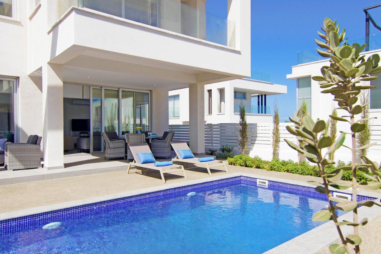 Villa Nova Protaras Exteriör bild
